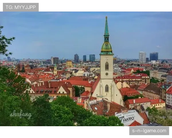 斯洛伐克布拉迪斯拉发德比激战落幕,主场球队险胜 rivals 一球取胜 斯洛伐克布拉迪斯拉发德比激战落幕,主场球队险胜 rivals 一球取胜