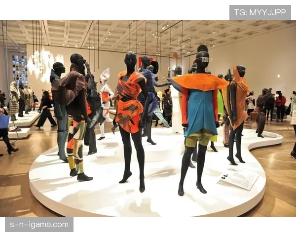 克里斯·埃弗特现身澳大利亚网球公开赛，深情回顾传奇职业生涯