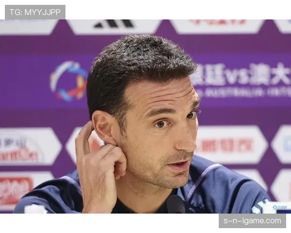 斯卡洛尼战术调整奏效，阿根廷队关键时刻逆转展现强势表现