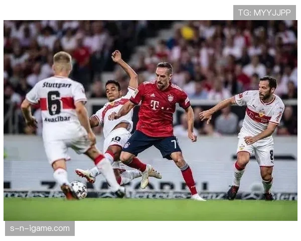 斯图加特逆转取胜士气高涨，状态回暖成焦点