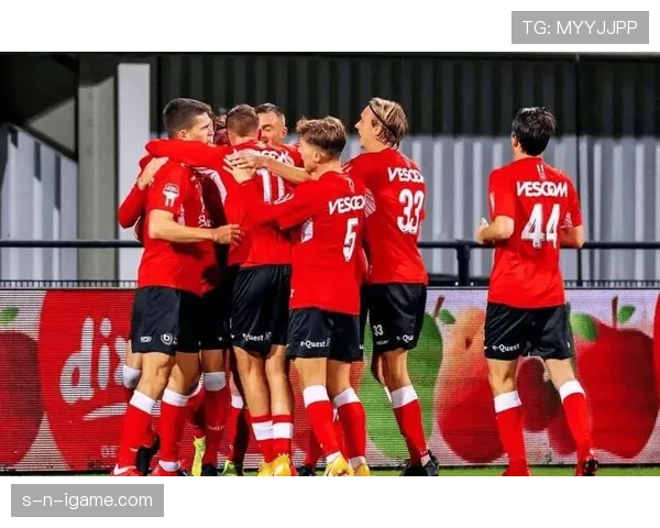 鲁尔德比战火重燃：多特蒙德与沙尔克04上演经典宿敌对决