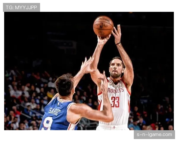 阿贾克斯边路进攻表现稳健，持续提升进攻效率