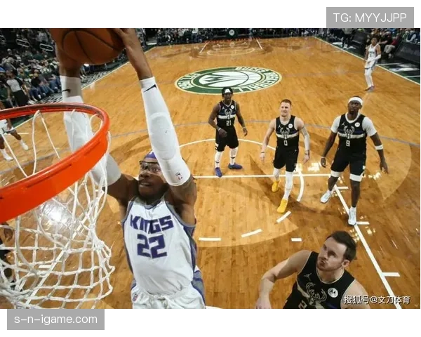 米德尔顿挡拆频繁助攻提升球队三分效率明显